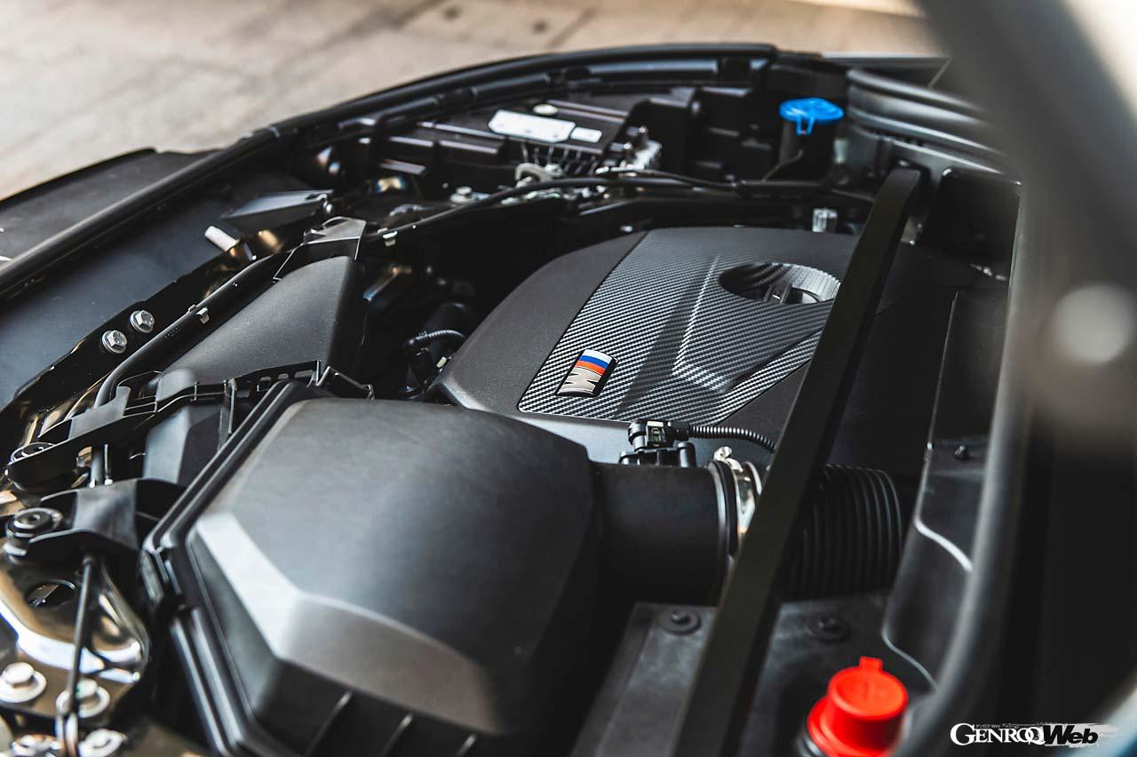 317PS/400Nmを発生する2.0リッター直4ターボを搭載。装着タイヤはハンコック・ベンタスS1エボ3だ。