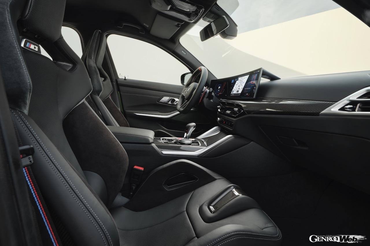 「BMW M3 セダン」改良新型のインテリア。