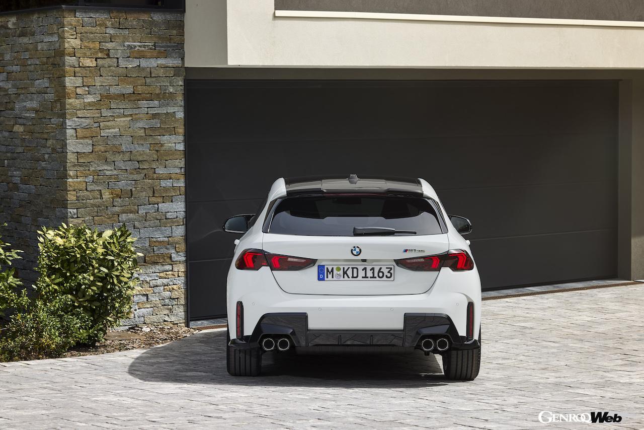 2024年10月から欧州で販売スタートする、新型「BMW 1シリーズ」のエクステリア。