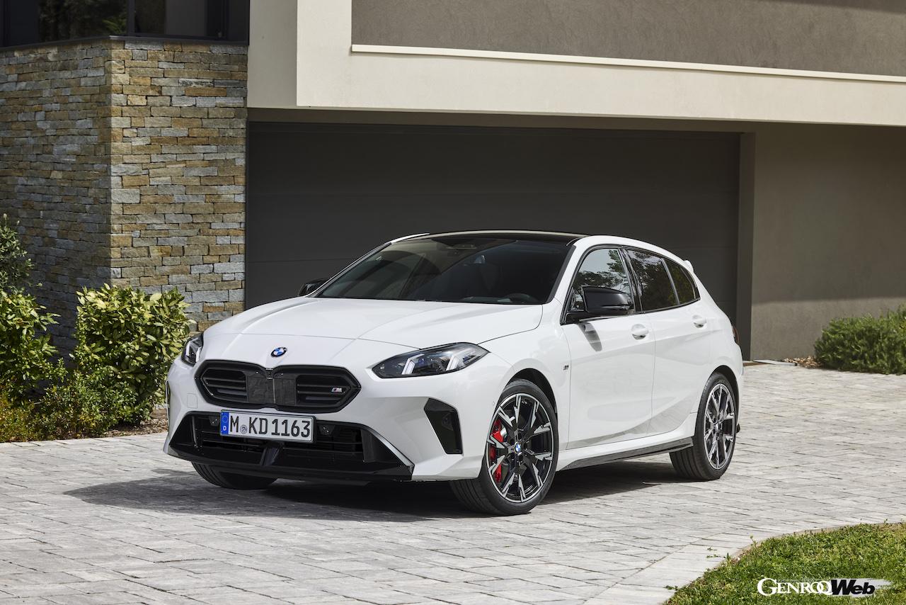 2024年10月から欧州で販売スタートする、新型「BMW 1シリーズ」のエクステリア。