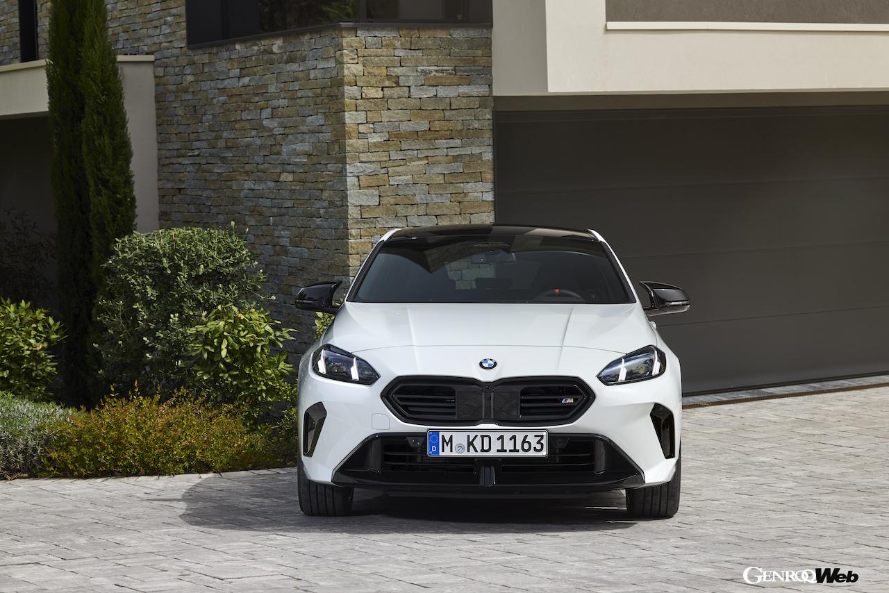 2024年10月から欧州で販売スタートする、新型「BMW 1シリーズ」のエクステリア。