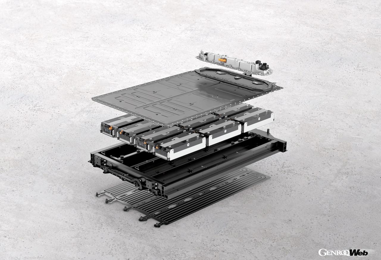 ポルシェはマカンから、バッテリーの満充電を行わず、80％に留める「バッテリー・ケア・モード」を導入。これにより、高性能バッテリーの寿命を伸ばすことが可能になった。