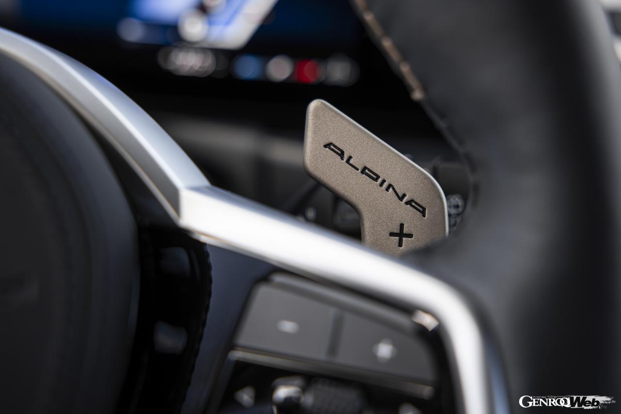 「BMW アルピナ B3 GT ツーリング」のインテリア。