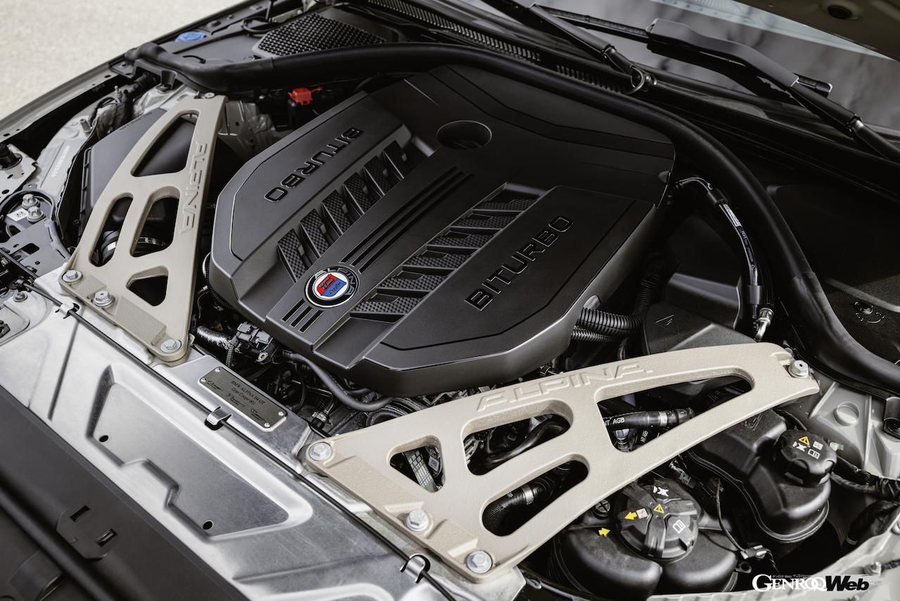 「BMW アルピナ B4 GT グランクーペ」の3.0リッター直列6気筒ビターボ・エンジン。