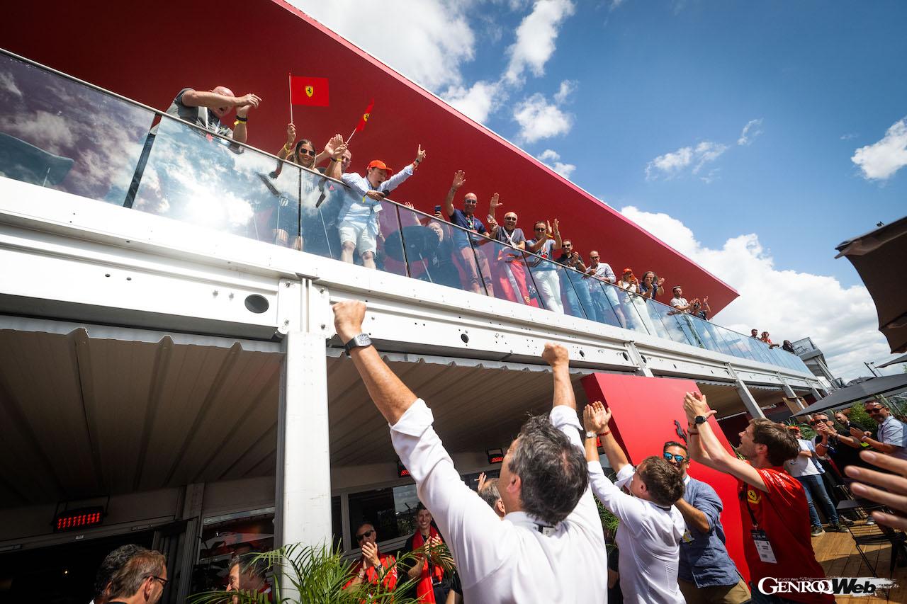 WECでは、専用ホスピタリティラウンジ「カーサ・フェラーリ」が設置される。フェラーリ・ハイパークラブの会員は、食事を楽しみながら、直接レースを観戦することができる。