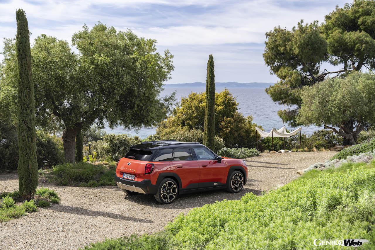 新世代MINI第3弾モデル「MINI エースマン」のエクステリア。