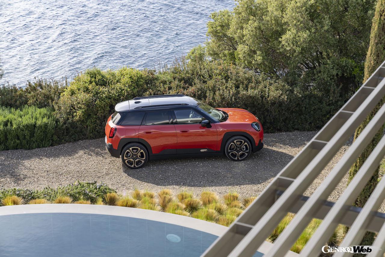 新世代MINI第3弾モデル「MINI エースマン」のエクステリア。