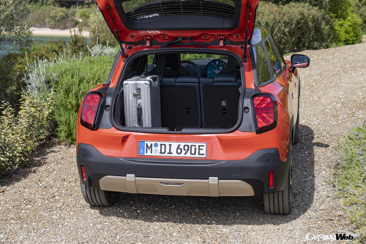 新世代MINI第3弾モデル「MINI エースマン」のエクステリア。