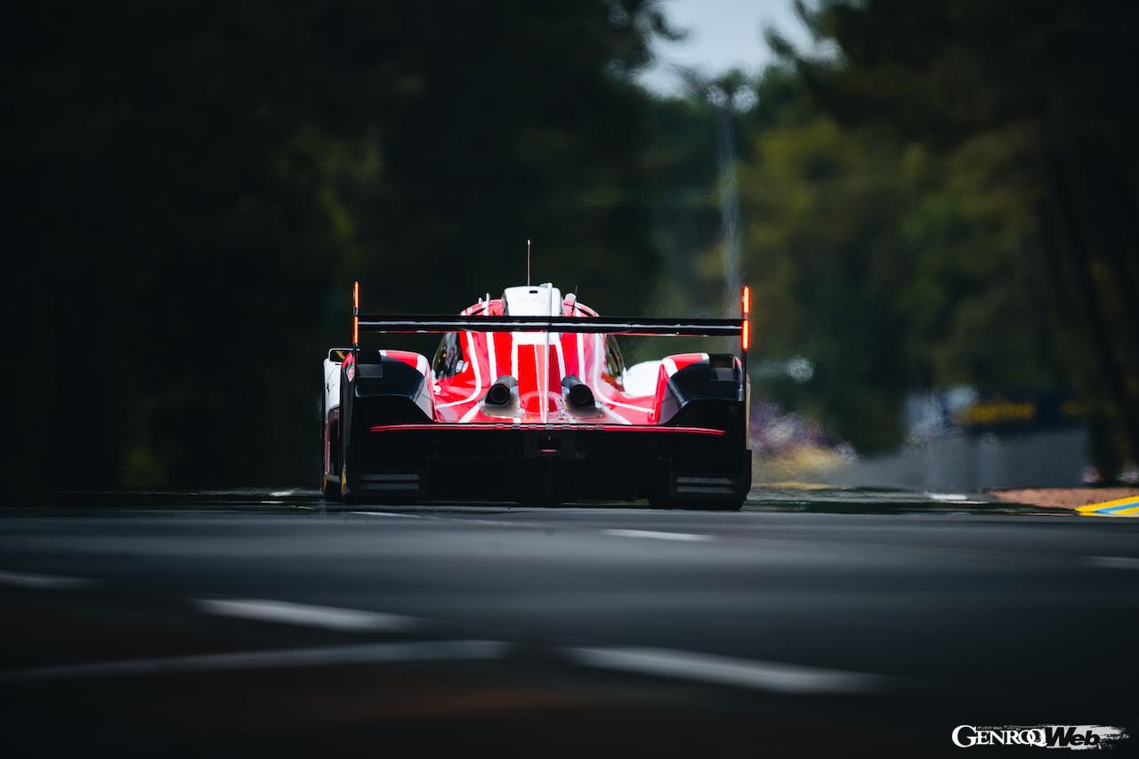 最終グリッドポジションを決めるハイパーポールにおいて、ポルシェ・ペンスキー・モータースポーツのポルシェ 963 6号車がトップタイムをマークした。