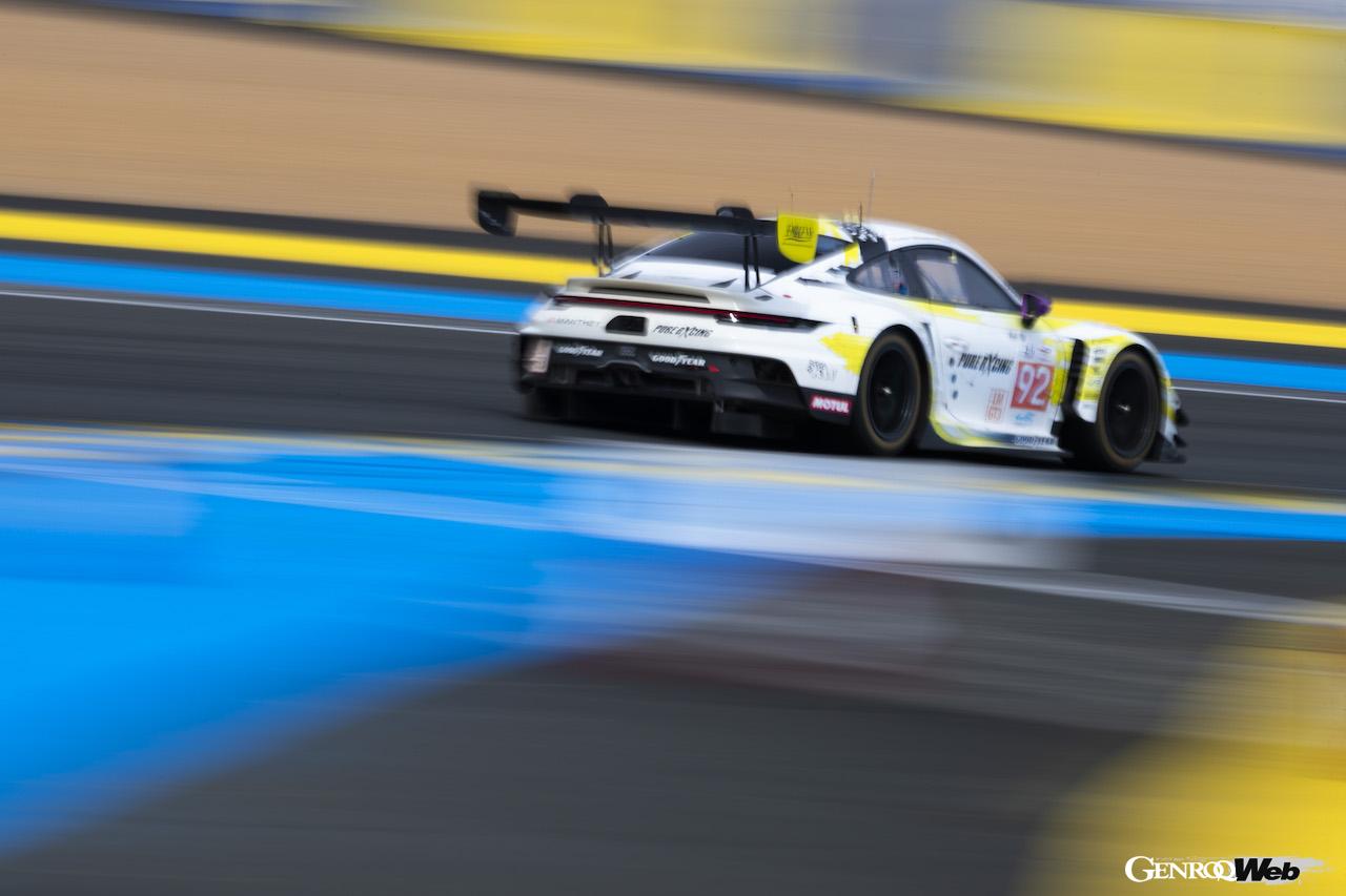 LMGT3クラスに参戦するマンタイ・ピュアレクシングのポルシェ 911 GT3 R 92号車（アリアクサンドル・マリキン、ジョエル・シュトルム、クラウス・バチェラー）が、3分24秒782のタイムで2番手グリッドを確保した。