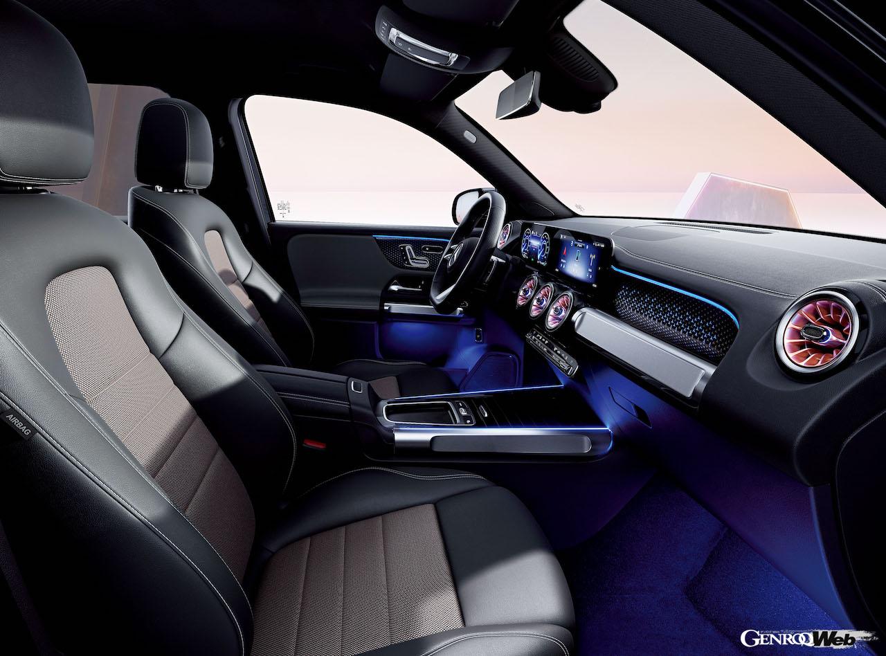 フル電動クロスオーバー新型「メルセデス・ベンツ EQB」のインテリア。