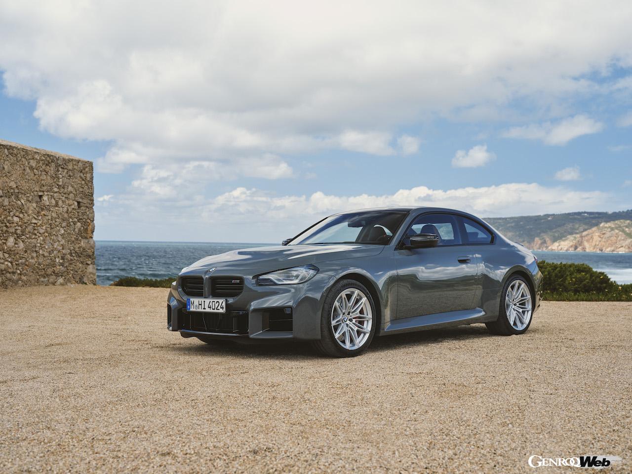 内外装やパワーユニットをアップデートした新型「BMW M2」のエクステリア。