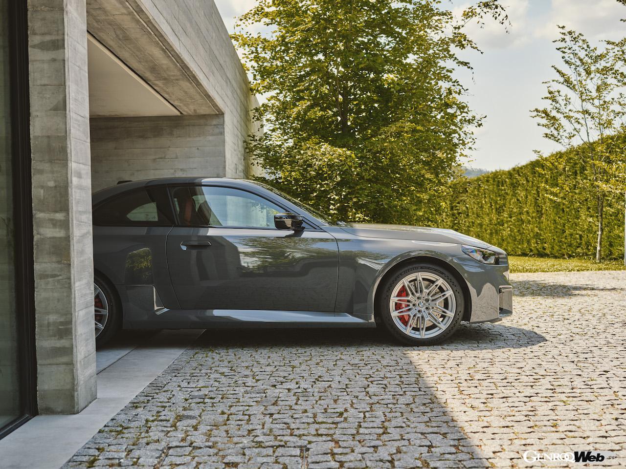 内外装やパワーユニットをアップデートした新型「BMW M2」のエクステリア。