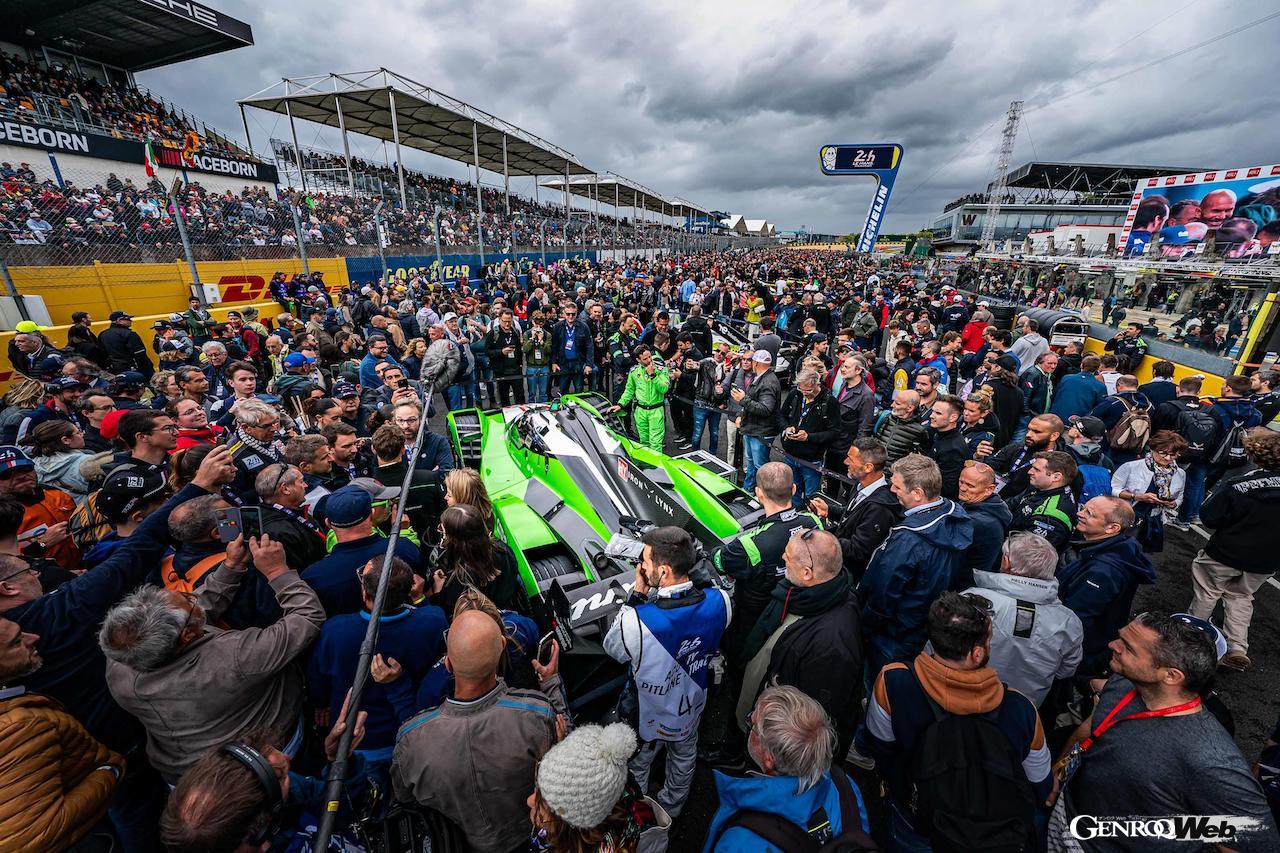 多くのファンから注目を受ける、ランボルギーニ SC63 63号車。