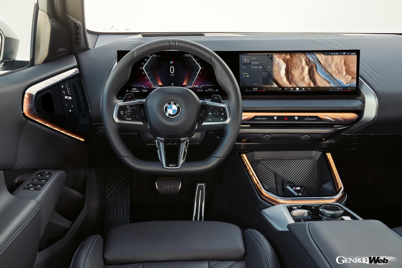 4代目に進化した新型「BMW X3 20 xDrive」のインテリア。