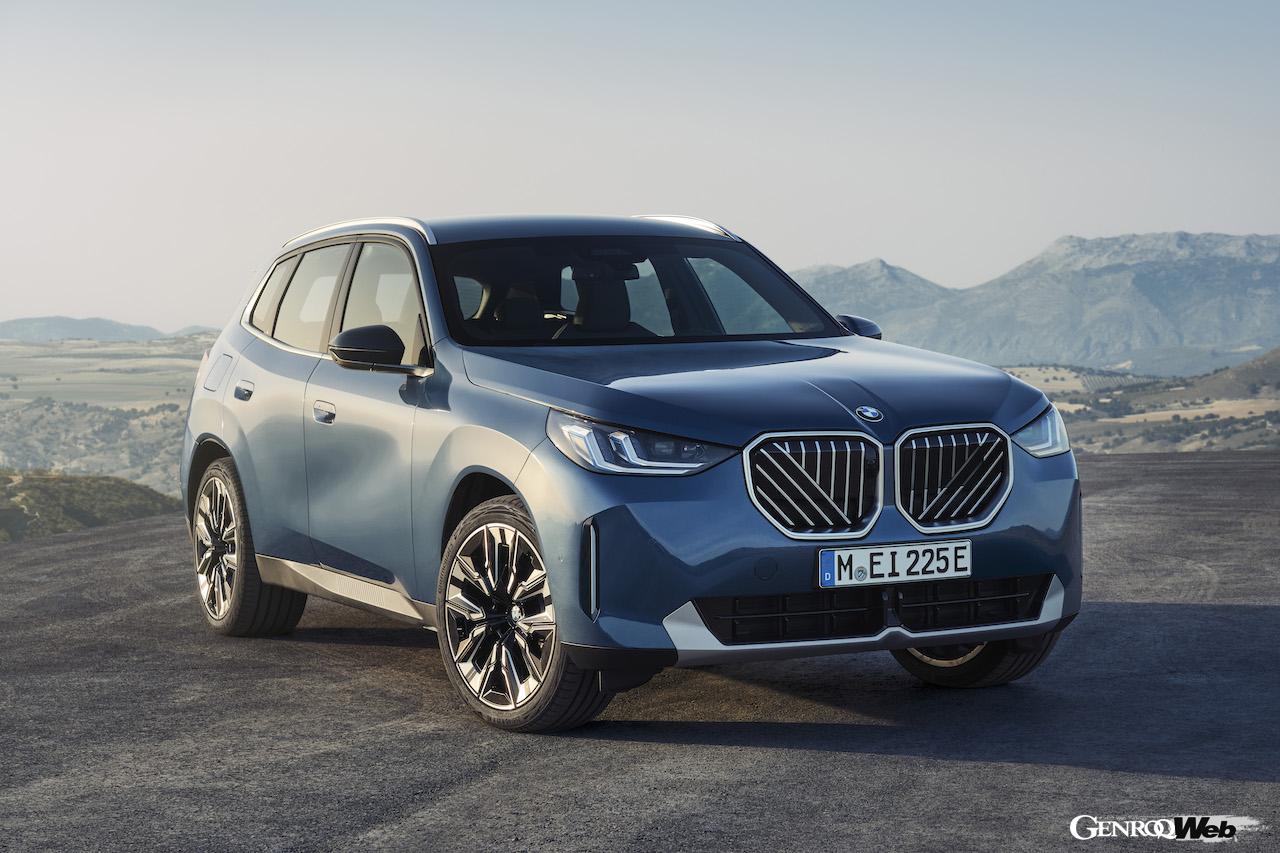 4代目に進化した新型「BMW X3 30e xDrive」のエクステリア。