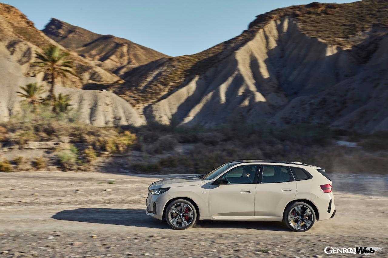4代目に進化した新型「BMW X3 M50 xDrive」のエクステリア。