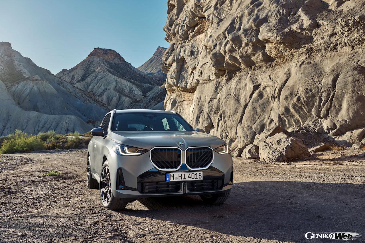 4代目に進化した新型「BMW X3 20 xDrive」のエクステリア。