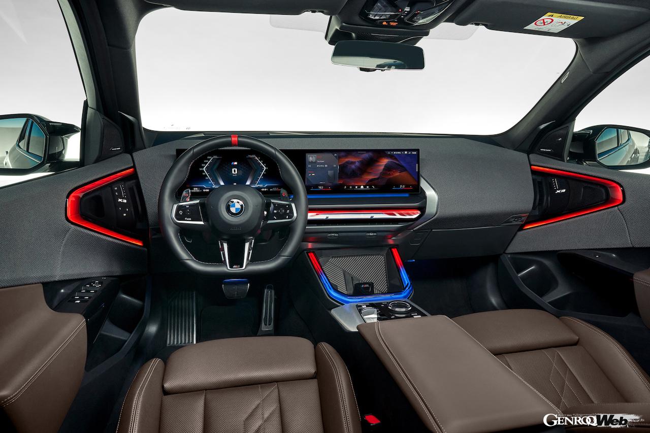 4代目に進化した新型「BMW X3 M50 xDrive」のインテリア。