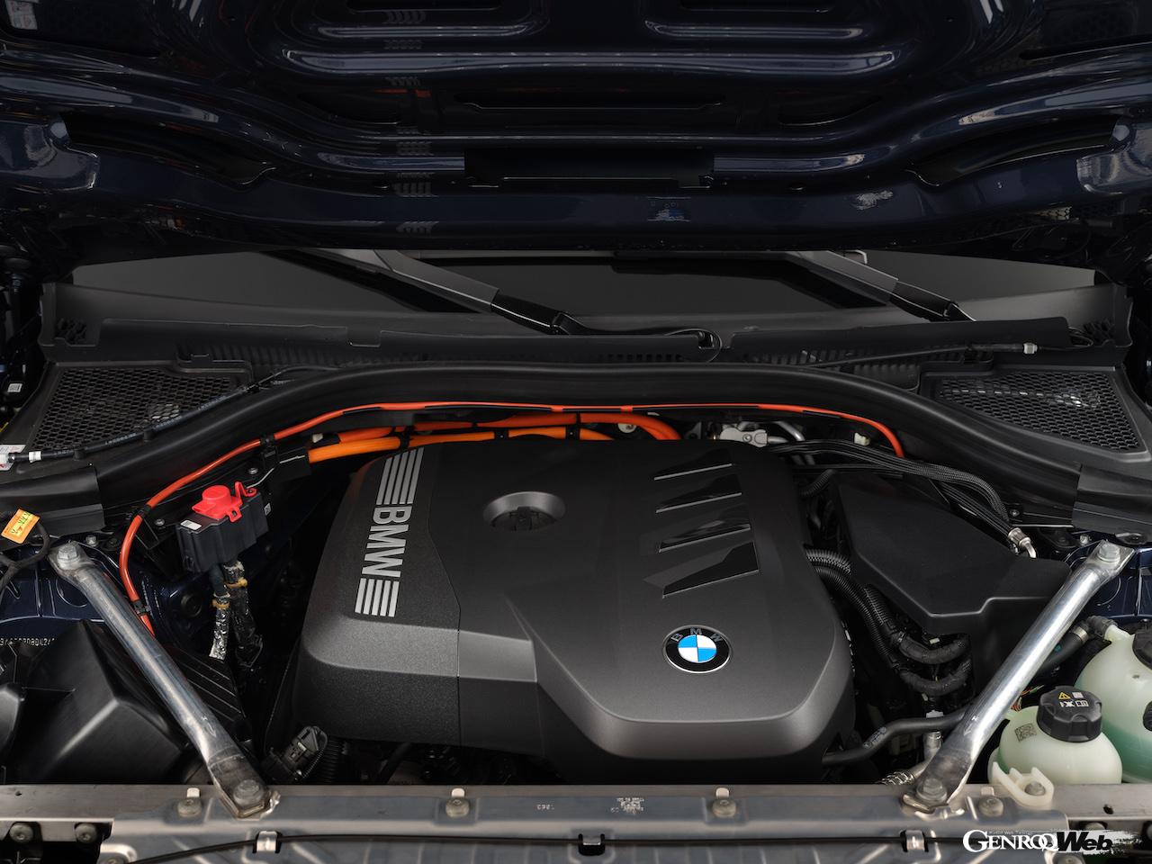 4代目に進化した新型「BMW X3 30e xDrive」のパワーユニット。