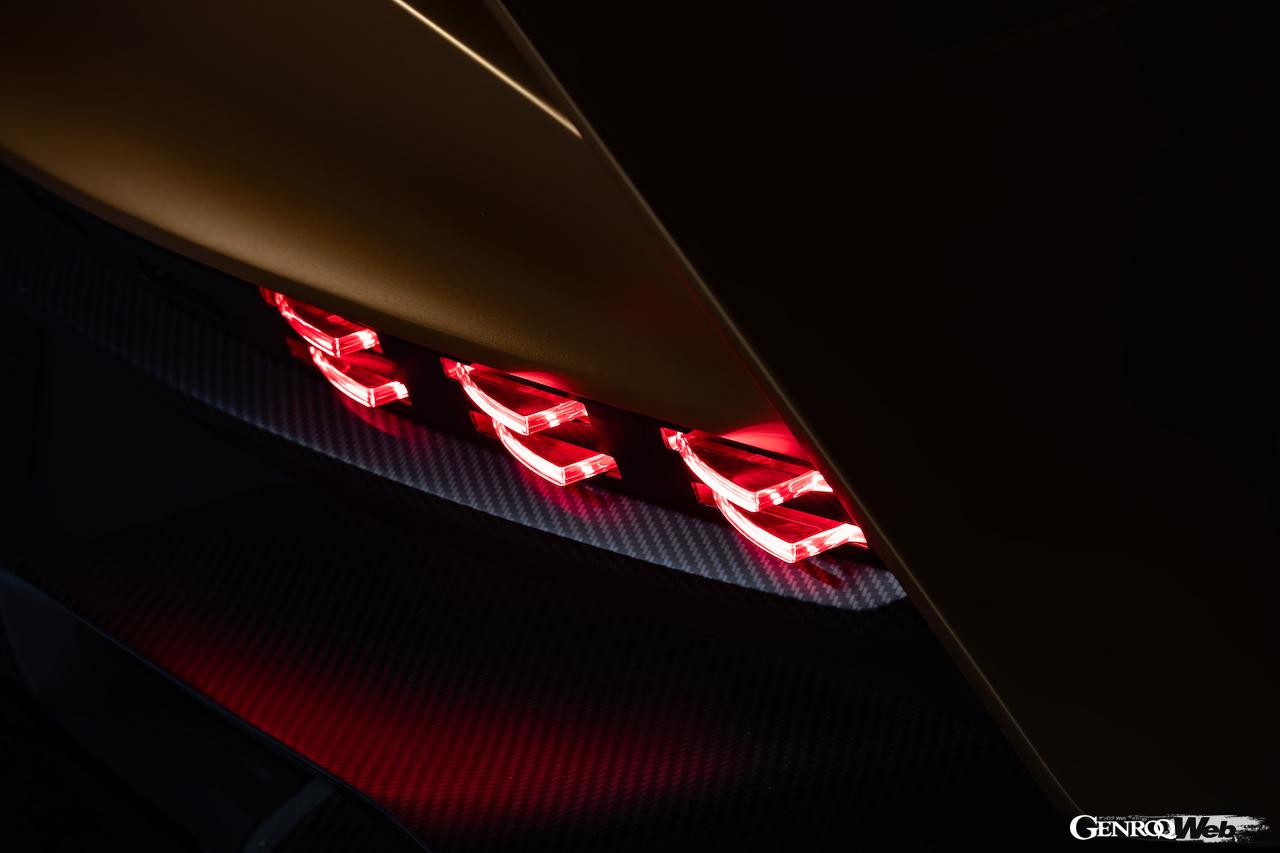 38台のみが限定生産される「アストンマーティン ヴァリアント」のエクステリア。