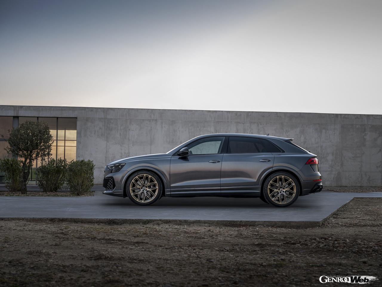 「アウディ RS Q8」改良新型のエクステリア。