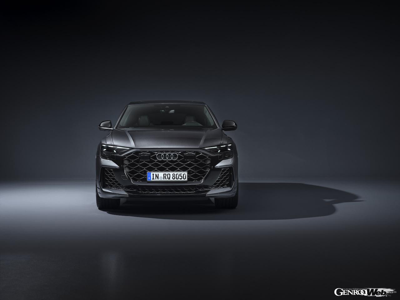 「アウディ RS Q8」改良新型のエクステリア。