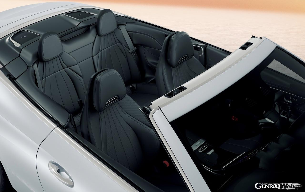 「メルセデス・ベンツ CLE 200 カブリオレ」のインテリア。