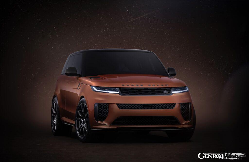 「イオ キュレーション」は、ビスポーク・デザインチームが開発した華やかな新色、シレネ・グロスをチョイス。