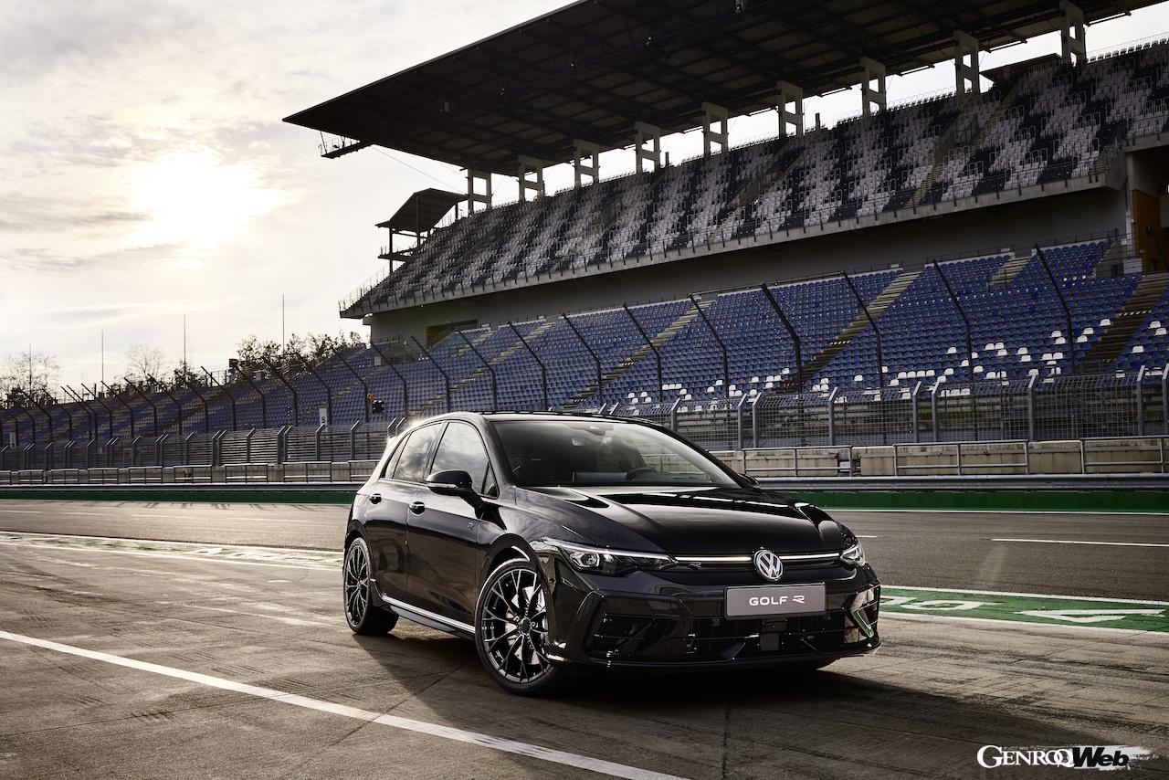 「フォルクスワーゲン ゴルフR ブラックエディション」改良新型のエクステリア。