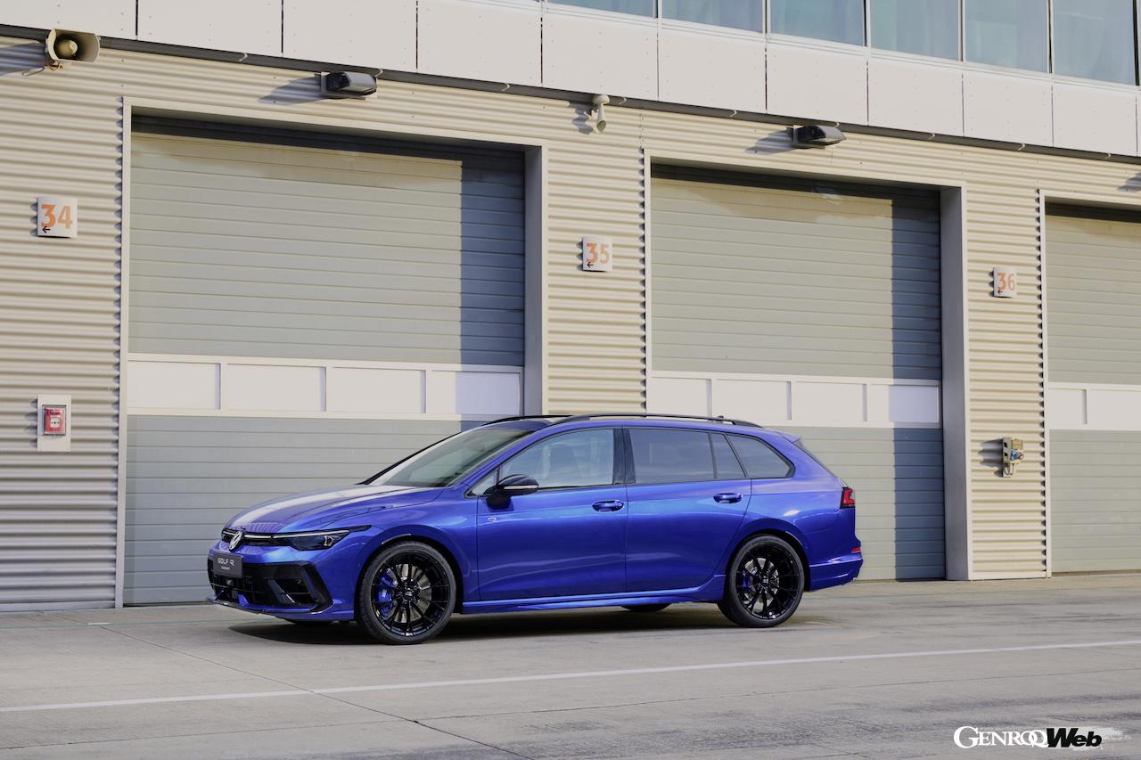 「フォルクスワーゲン ゴルフR ヴァリアント」改良新型のエクステリア。