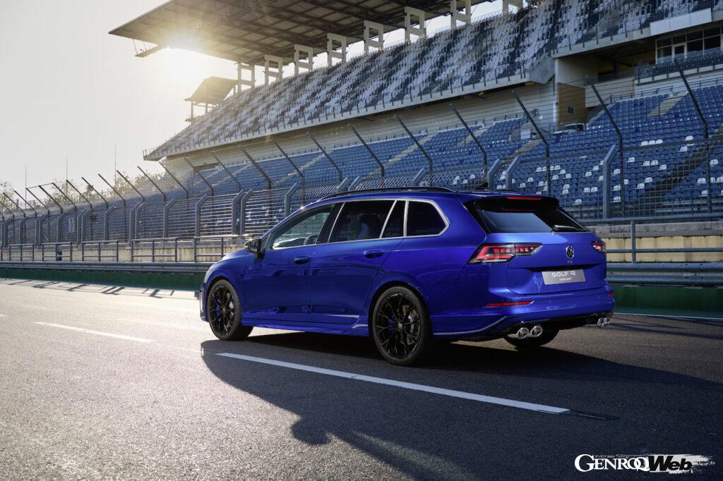 「フォルクスワーゲン ゴルフR ヴァリアント」改良新型のエクステリア。