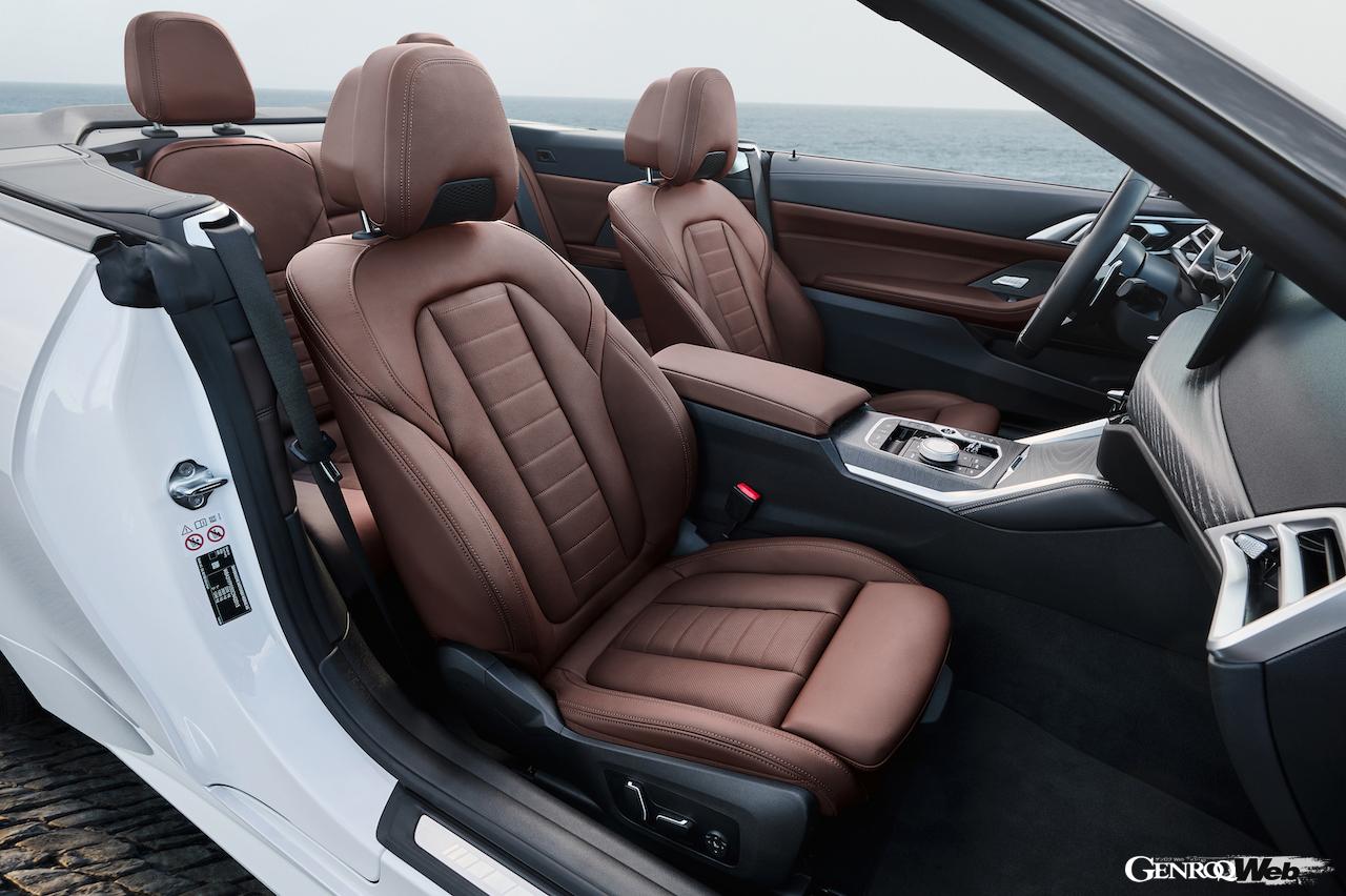「BMW 4シリーズ カブリオレ」改良新型のインテリア。