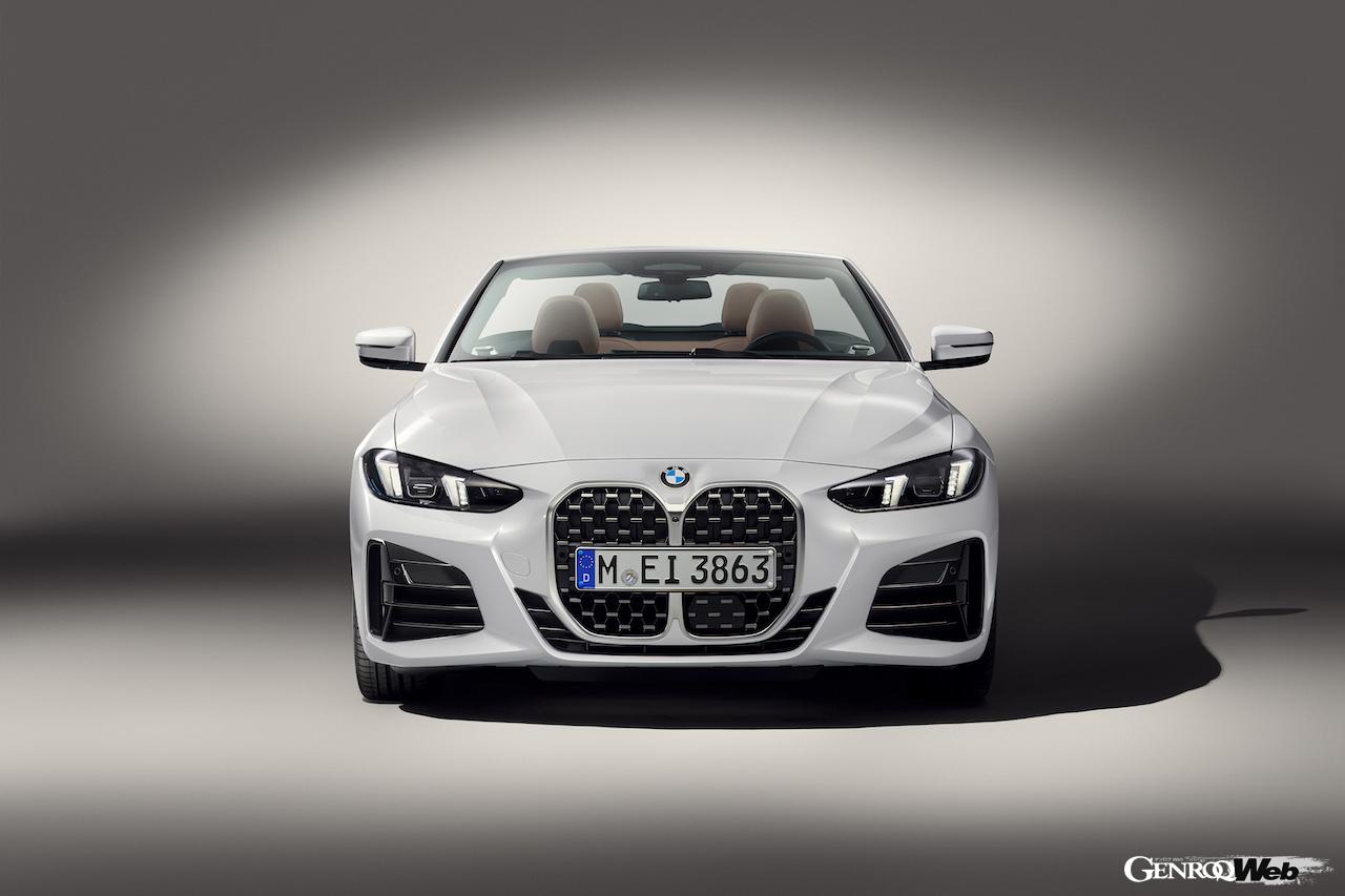 「BMW 4シリーズ カブリオレ」改良新型のエクステリア。