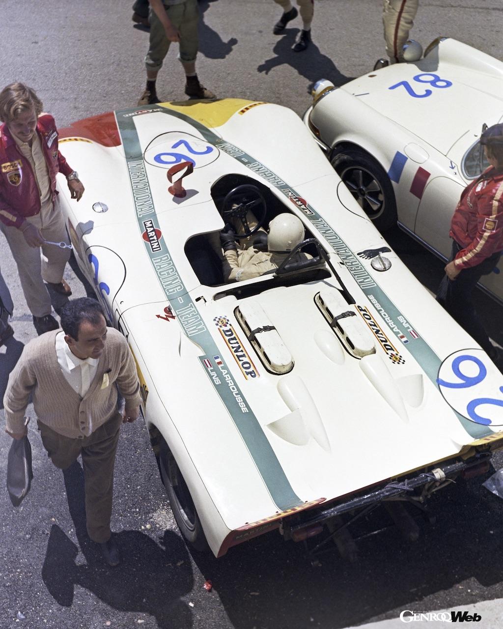1970年のタルガ・フローリオ、ポルシェ 908/02 スパイダー KHで参戦したリンス。