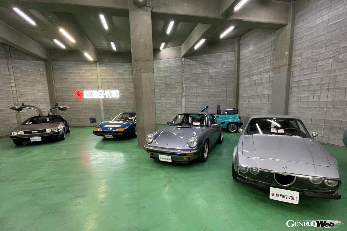 車両のガレージは横浜市羽沢にある。第三京浜道路のICからもすぐの便利な場所だ。