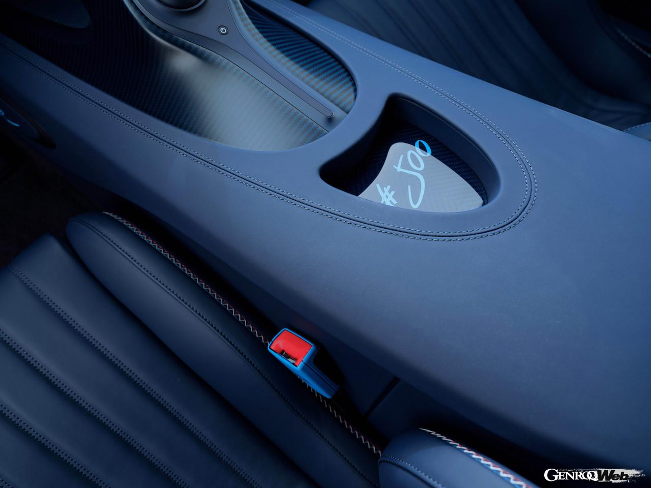 500台目の最終生産仕様「シロン ル・ウルティム」のインテリア。