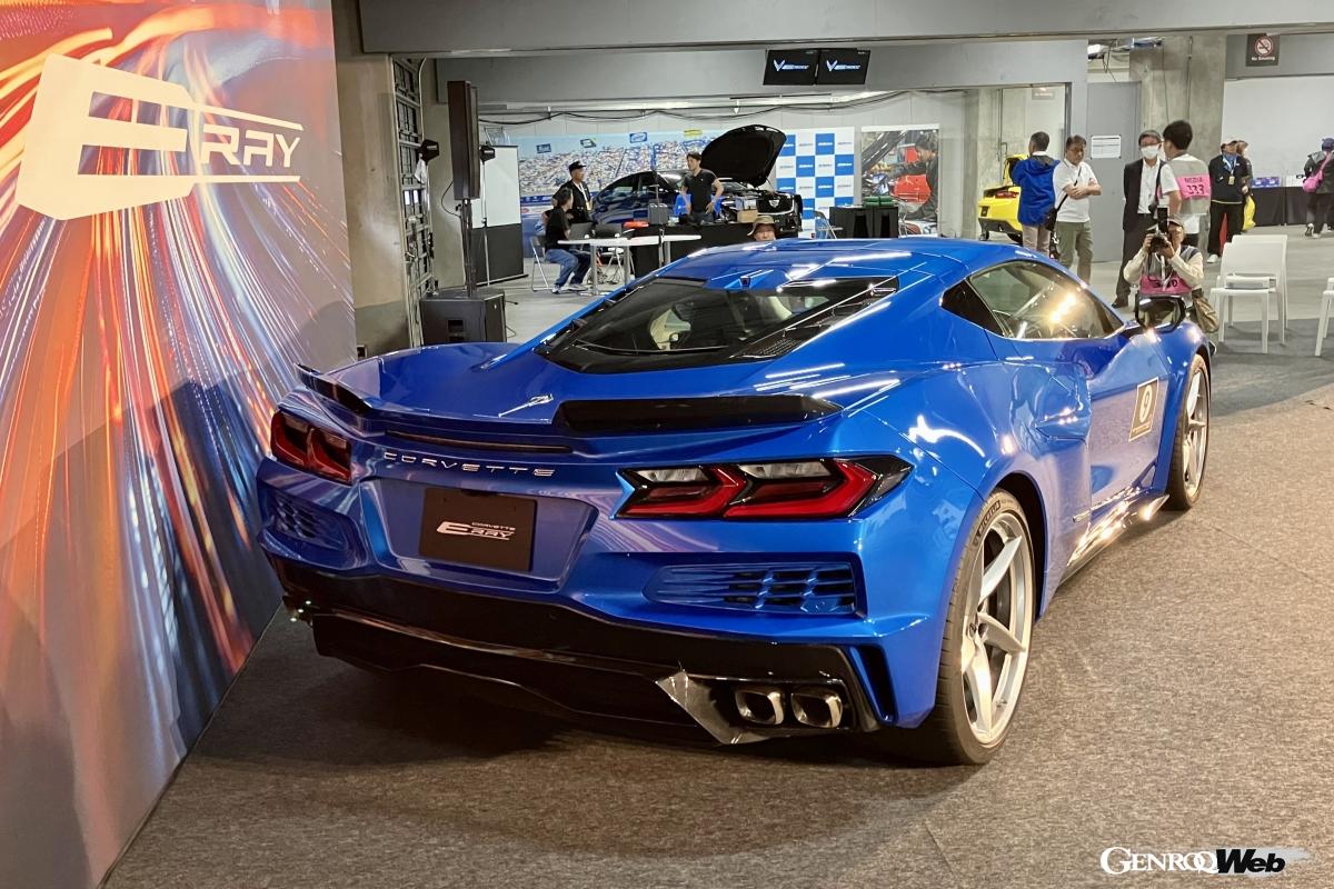 スリーサイズは全長4685mm、全幅2025mm、全高1225mm。