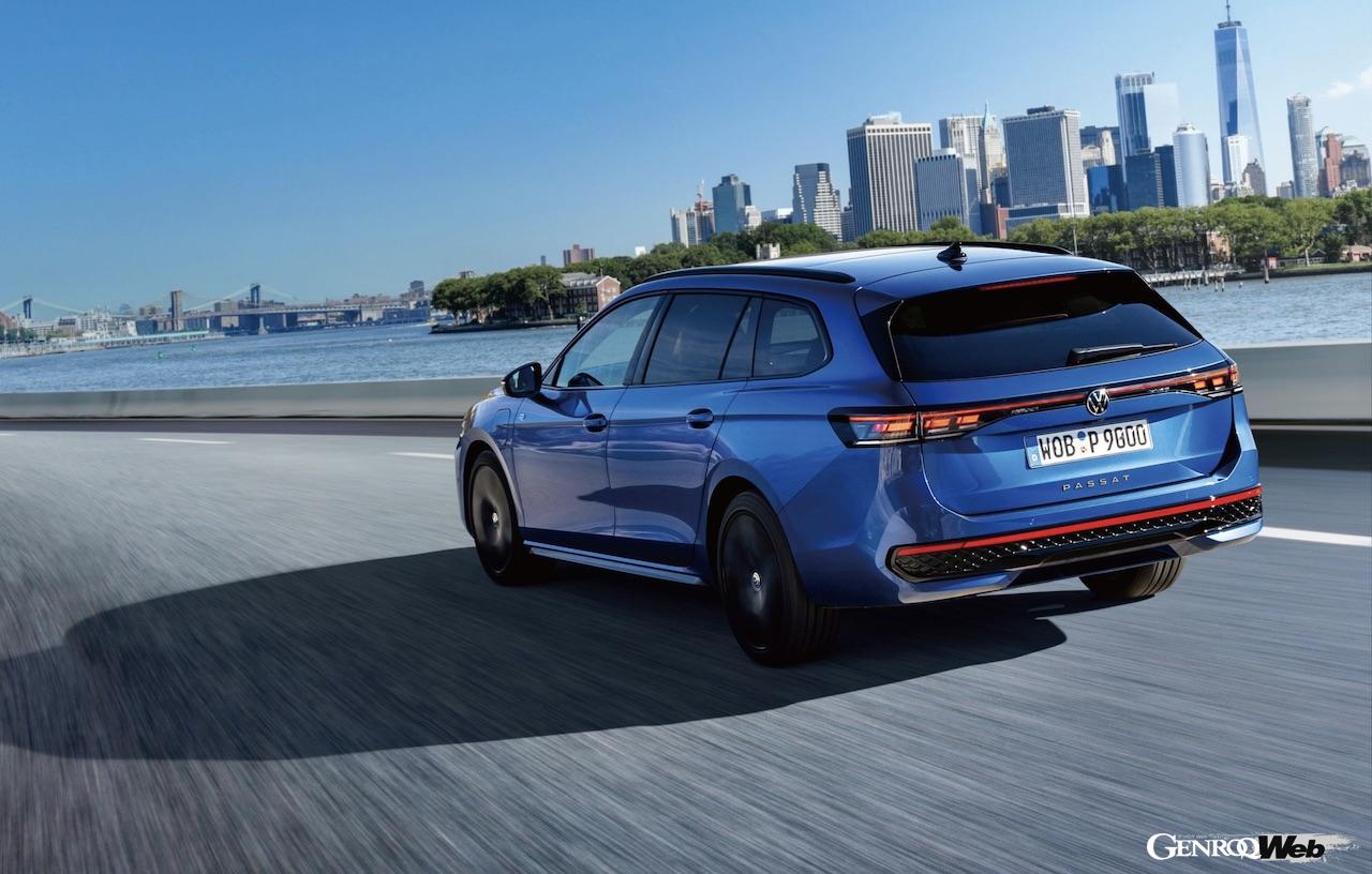 新型「フォルクスワーゲン パサート」の走行シーン。