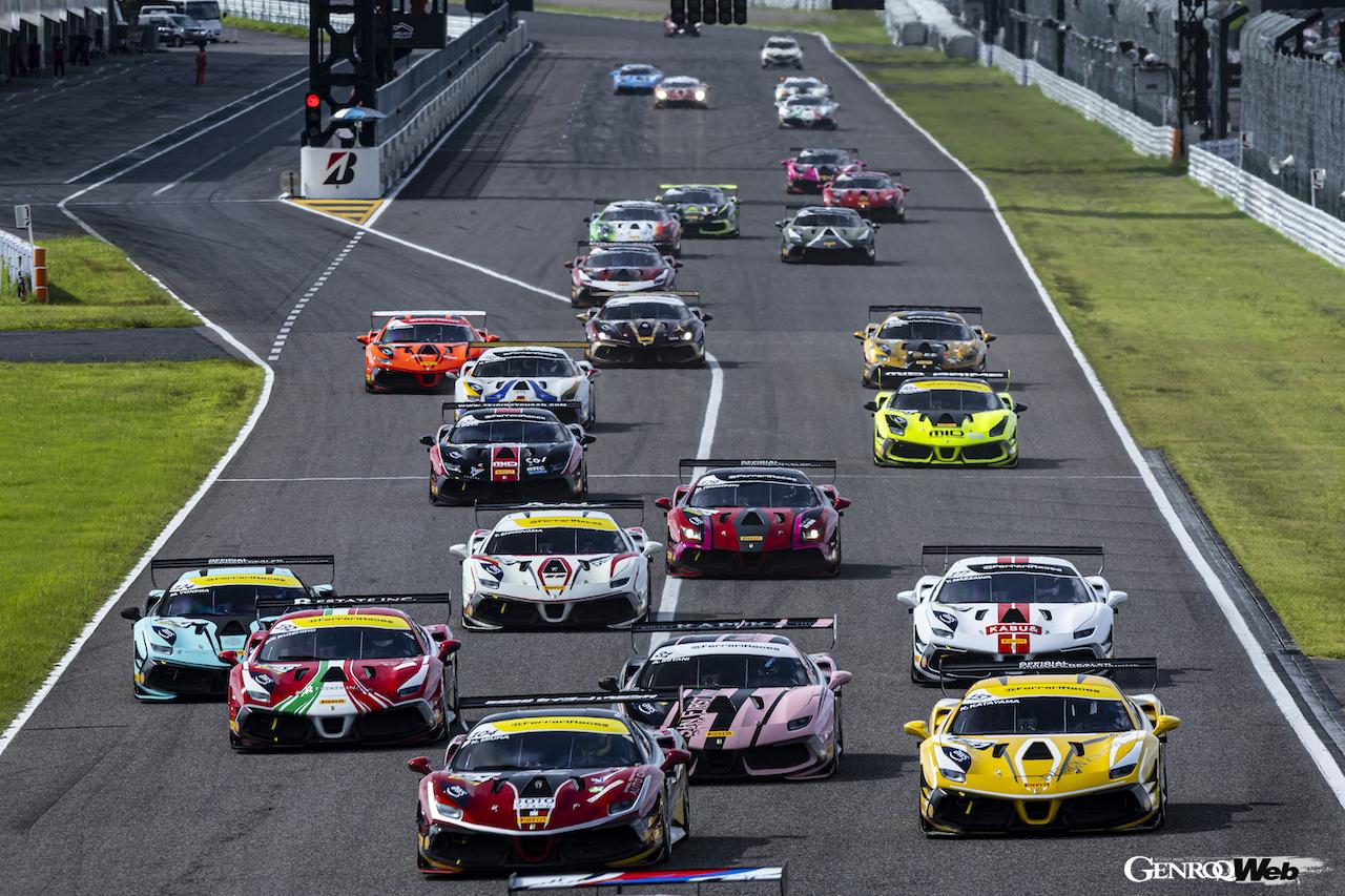 「フェラーリ・チャレンジ・トロフェオ・ピレリ・ジャパン」第4戦が開催され、白熱のバトルが展開された。