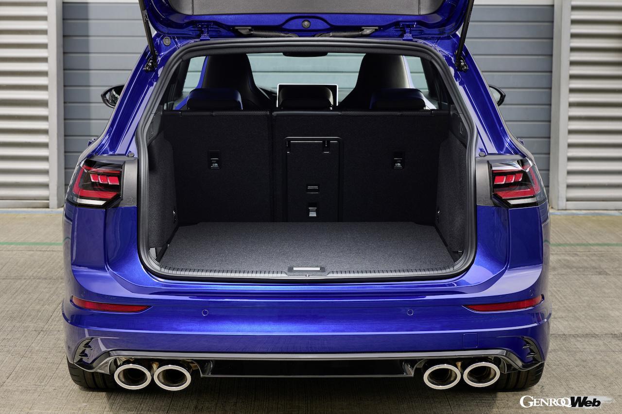 ドイツにおいて予約受注がスタートした「フォルクスワーゲン ゴルフR ヴァリアント」。