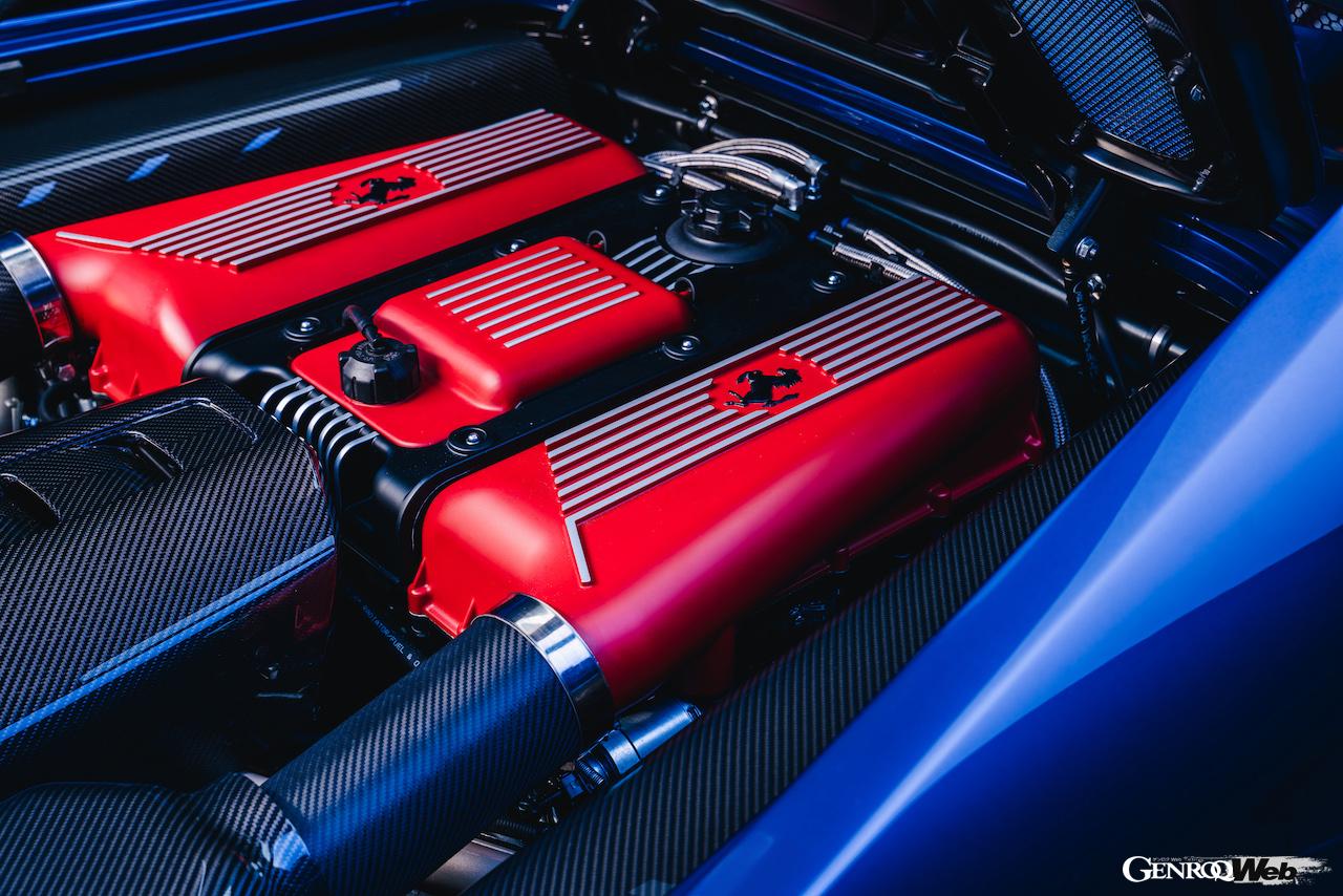 英国のエヴォルート・アウトモビリが手がけたレストモッド「355 by エヴォルート」のパワーユニット。