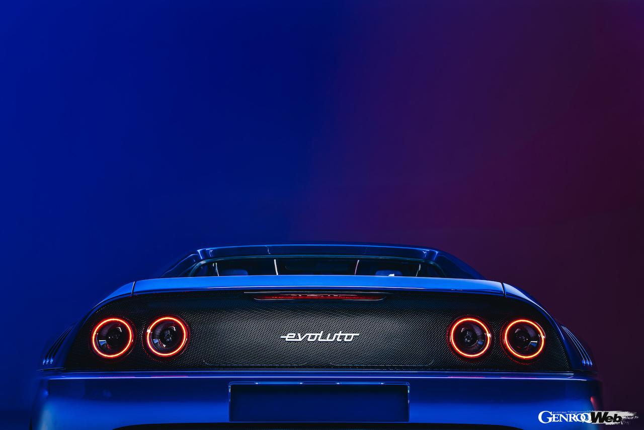 英国のエヴォルート・アウトモビリが手がけたレストモッド「355 by エヴォルート」のエクステリア。