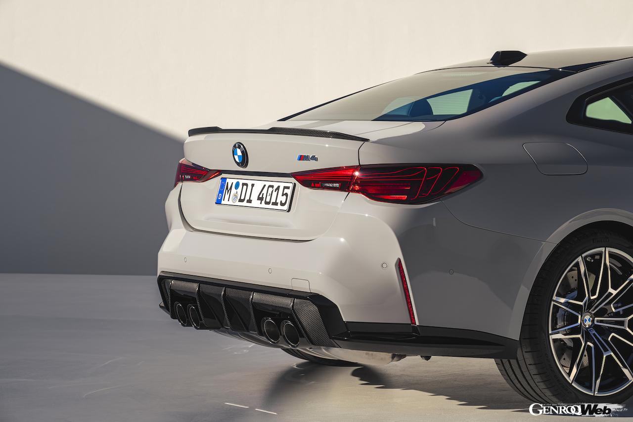 日本導入が開始された「BMW M4 クーペ」改良新型のエクステリア。