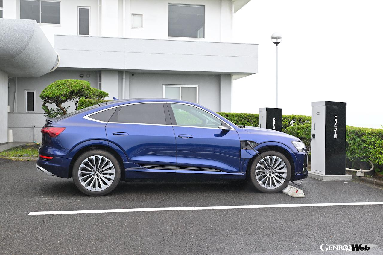 アウディ ジャパンが「THE HOTEL YAKUSHIMA Ocean ＆ Forest」に設置した、EV充電器用耐塩害ボックス。