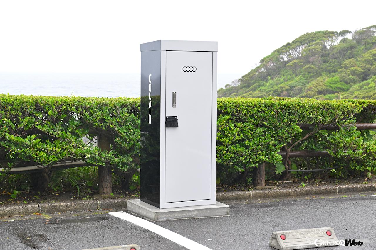 アウディ ジャパンが「THE HOTEL YAKUSHIMA Ocean ＆ Forest」に設置した、EV充電器用耐塩害ボックス。