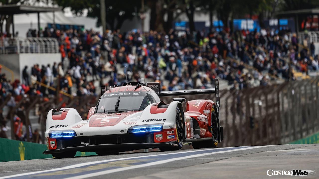 第5戦サンパウロ6時間レースにおいて、3位表彰台を獲得した、ポルシェ・ペンスキー・モータースポーツのポルシェ 963 5号車。