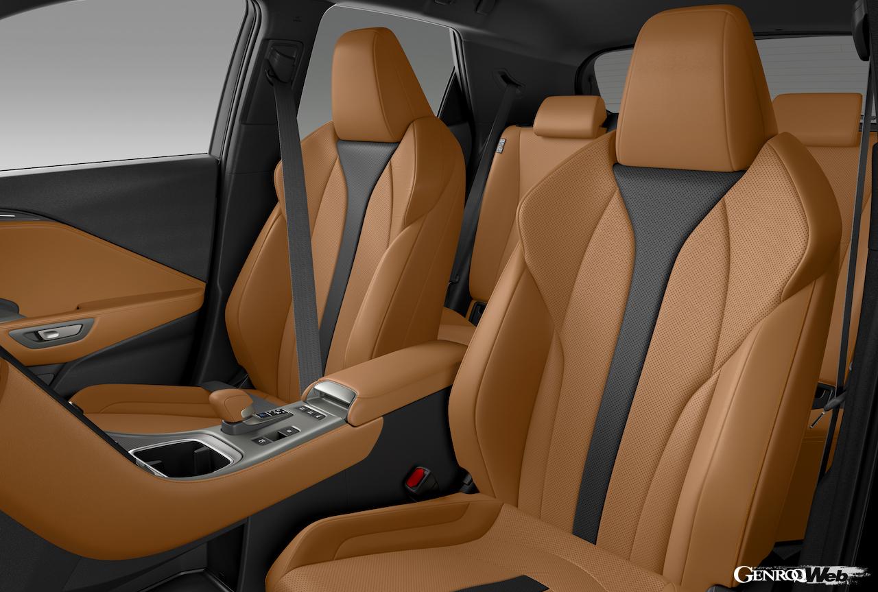 「レクサス LBX MORIZO RR」のインテリア。