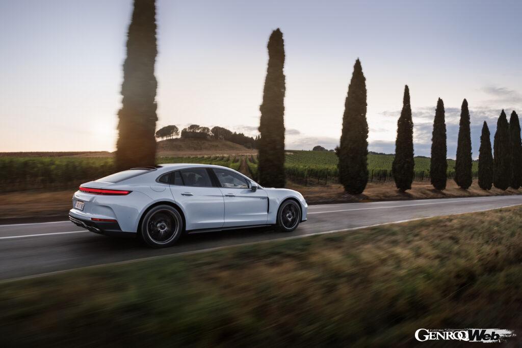 ハイブリッドパフォーマンスモデル「ポルシェ パナメーラ ターボ S E-ハイブリッド」のエクステリア。