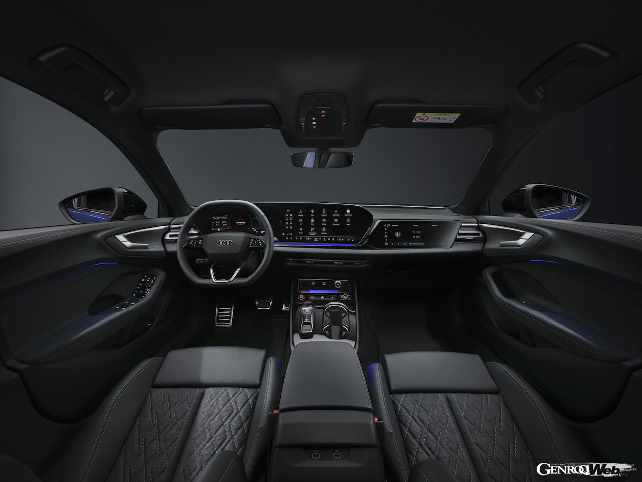 新型「アウディ S5 セダン」のインテリア。